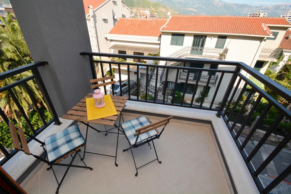Apartment Mirjana Budva Bagian luar foto
